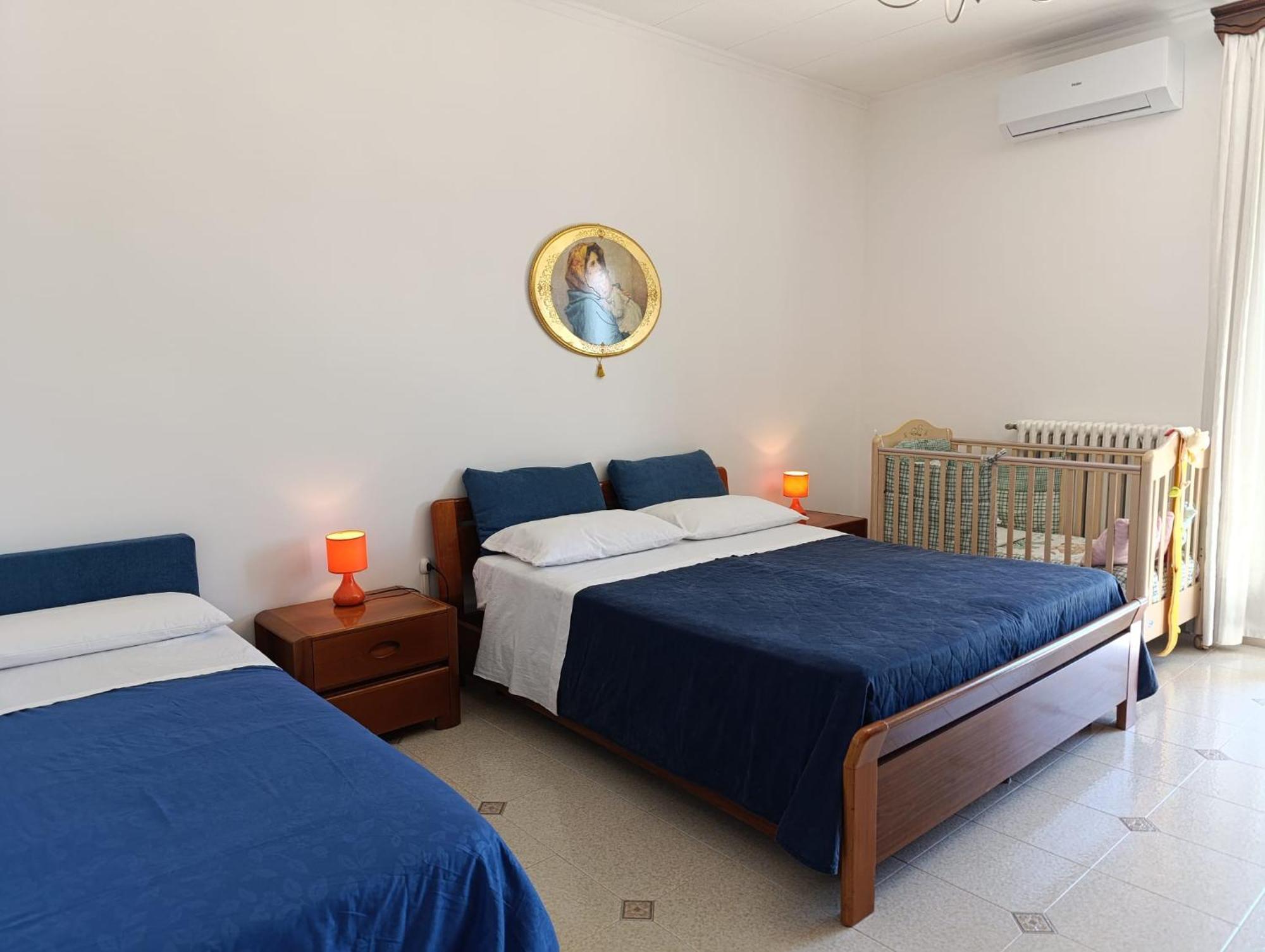 Le Rondini Apartment Trani Exterior photo