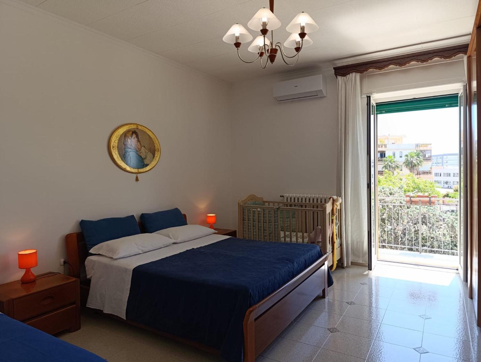 Le Rondini Apartment Trani Exterior photo
